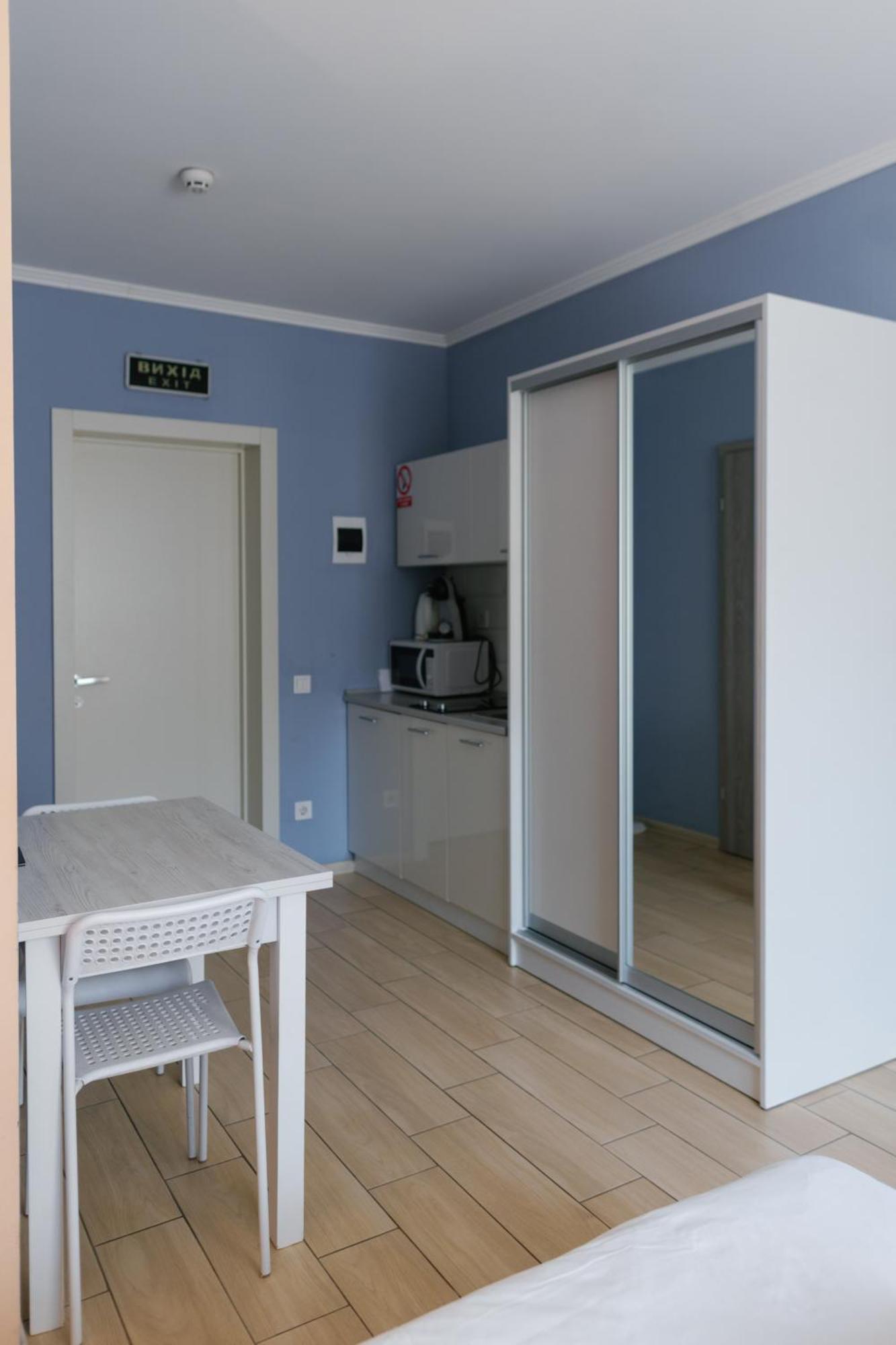 Bonapart Lviv Bagian luar foto